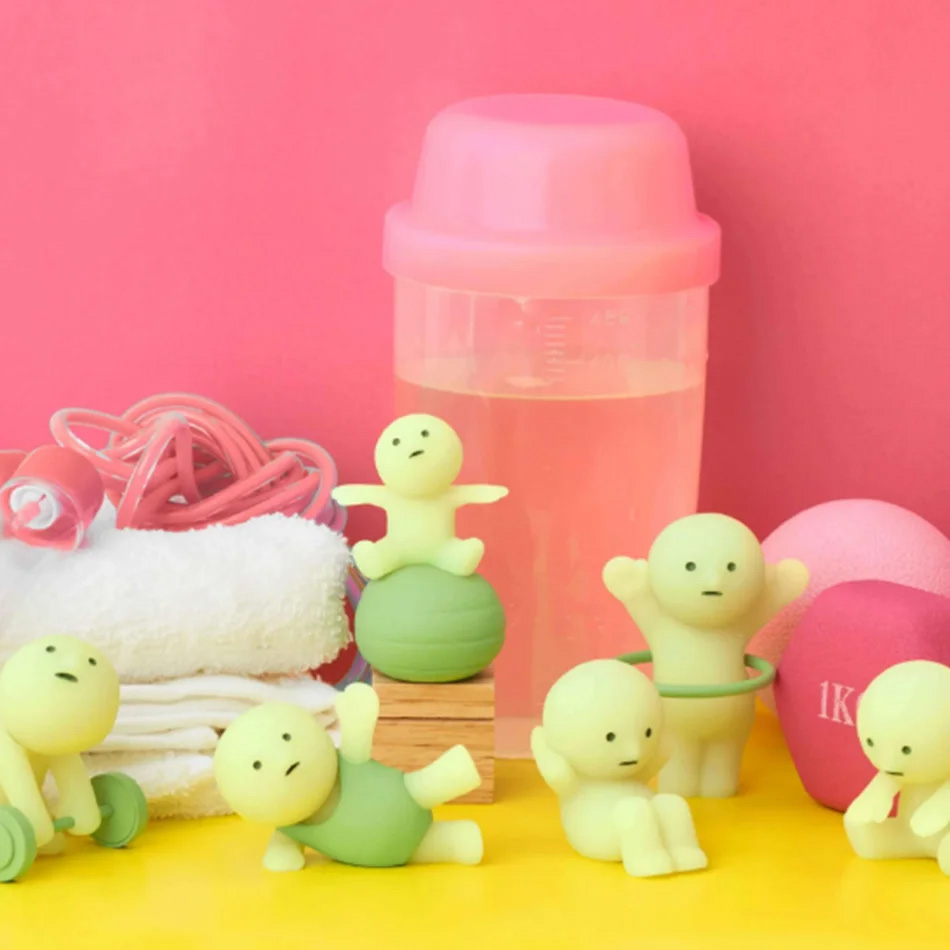 Glow In The Dark Mini Figure S - đánh giá và giá Yoga In Fitness First