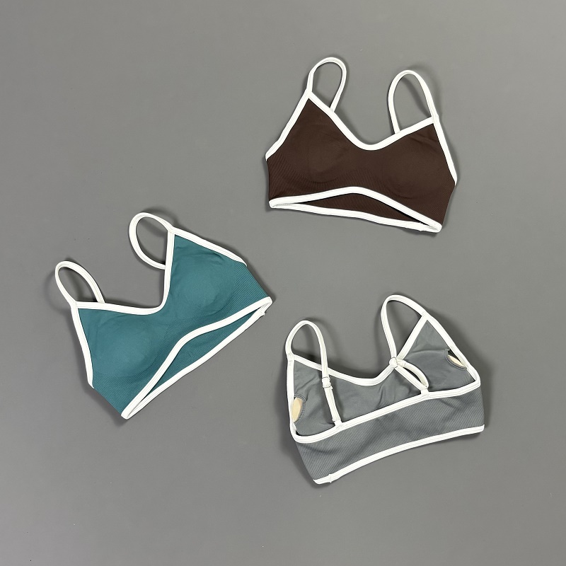 Women Contrastline Yoga Bra V  - đánh giá và giá Yoga Daily Fitness
